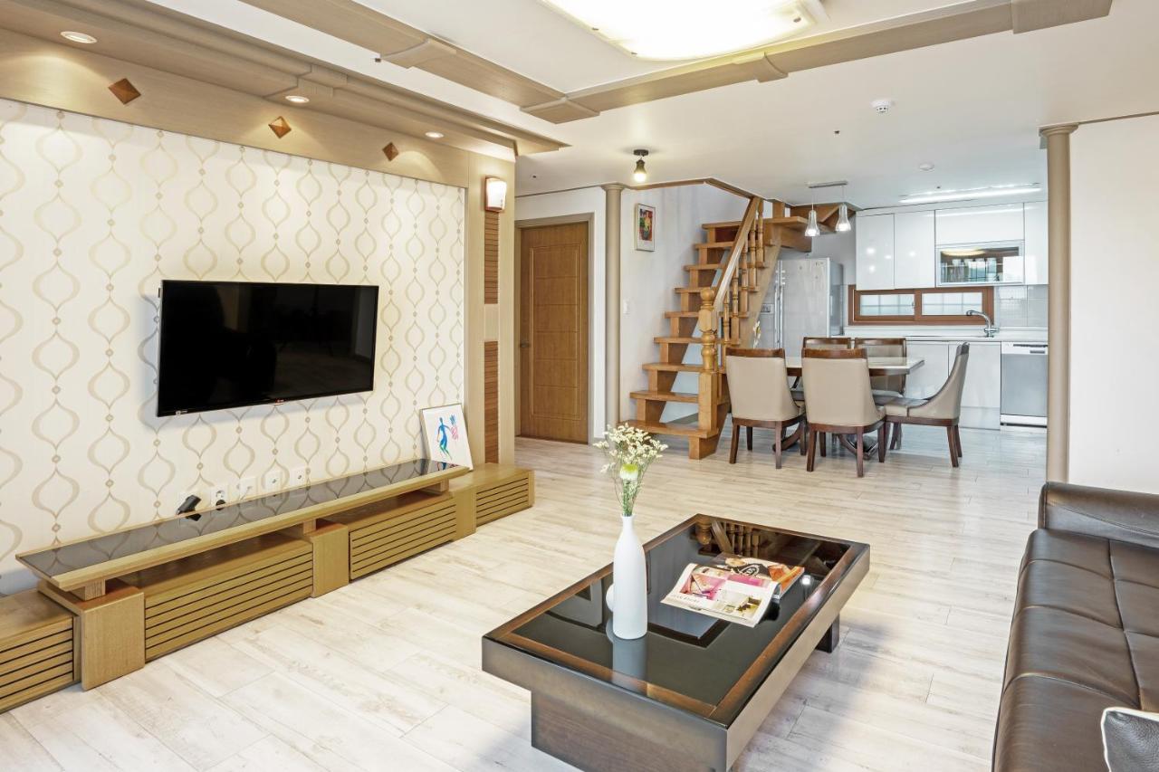 Home Fourest Resort Geoje Exterior photo